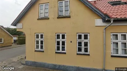 Boligudlejningsejendomme til salg i Ansager - Foto fra Google Street View Boligudlejningsejendomme til salg i Ansager - Foto fra Google Street View