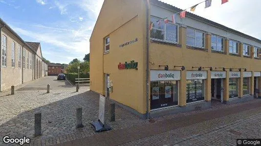 Erhvervslejemål til salg i Frederiksværk - Foto fra Google Street View