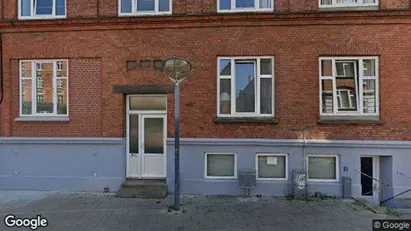 Boligudlejningsejendomme til salg i Aalborg Centrum - Foto fra Google Street View