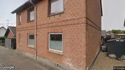 Boligudlejningsejendomme til salg i Kibæk - Foto fra Google Street View