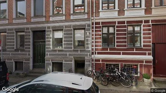 Boligudlejningsejendomme til salg i Aalborg Centrum - Foto fra Google Street View