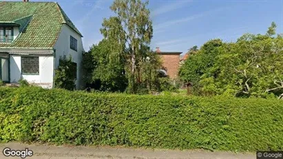 Erhvervslejemål til salg i Hellerup - Foto fra Google Street View