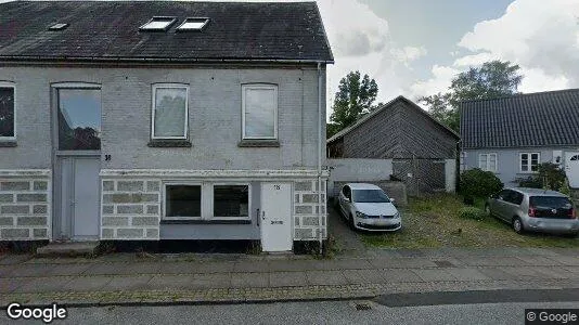 Boligudlejningsejendomme til salg i Østbirk - Foto fra Google Street View