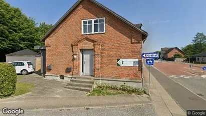 Boligudlejningsejendomme til salg i Mørke - Foto fra Google Street View