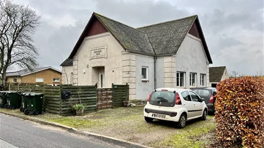 Boligudlejningsejendomme til salg i Løsning - billede 9