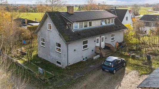 Boligudlejningsejendomme til salg i Skævinge - billede 1