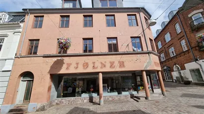 Synlig ejendom i Viborg midtby sælges