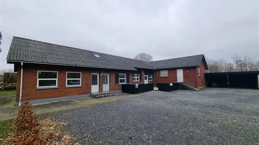 Boligudlejningsejendomme til salg i Kjellerup - billede 3