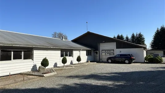 Erhvervslejemål til salg i Vejen - billede 1