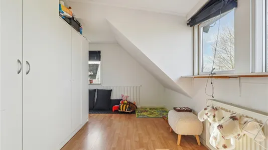 Boligudlejningsejendomme til salg i Skævinge - billede 4